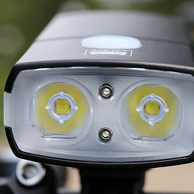 Cateye AMPP 1100 Front Light - Image 5