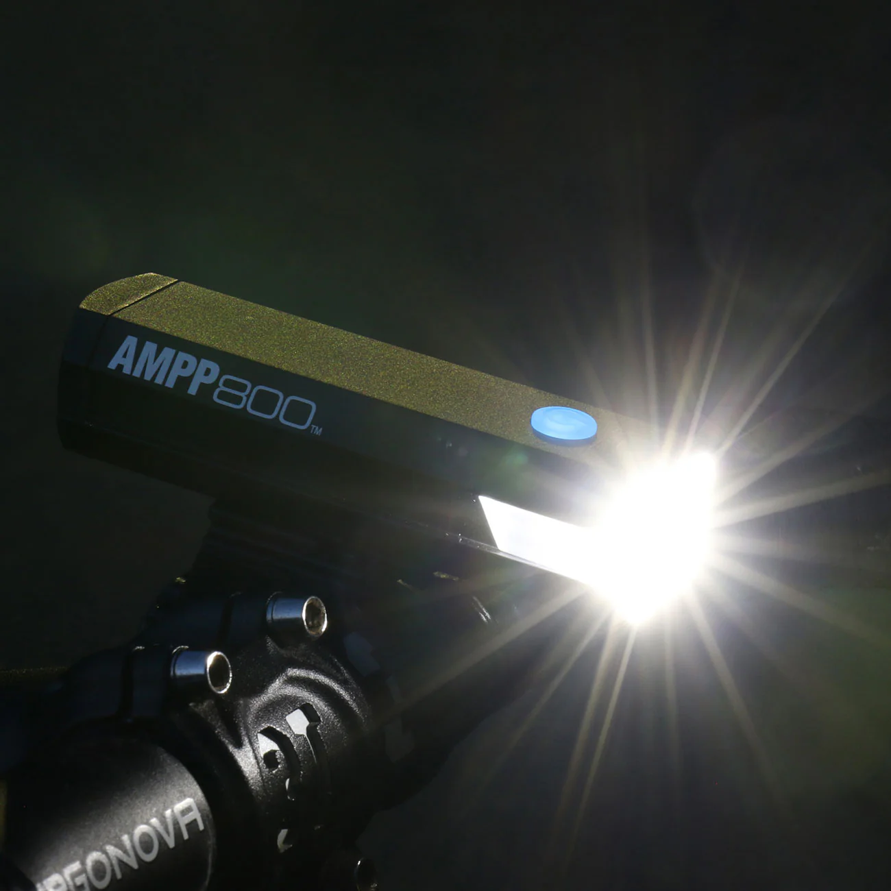 Cateye AMPP 800 Front Light - Image 3