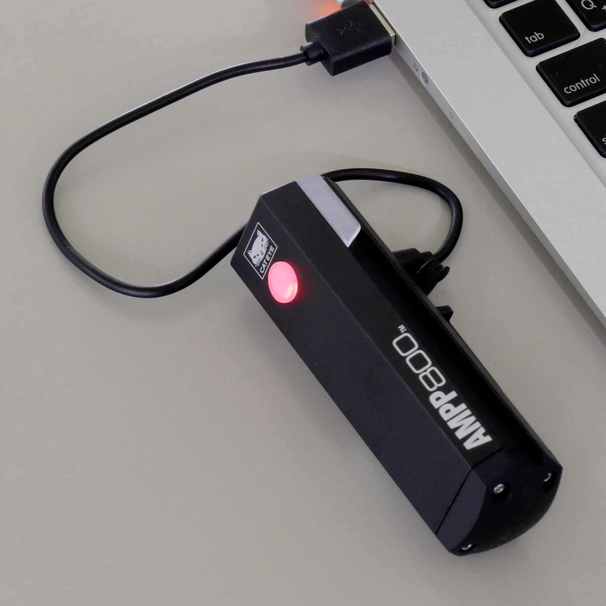 Cateye AMPP 800 Front Light - Image 5
