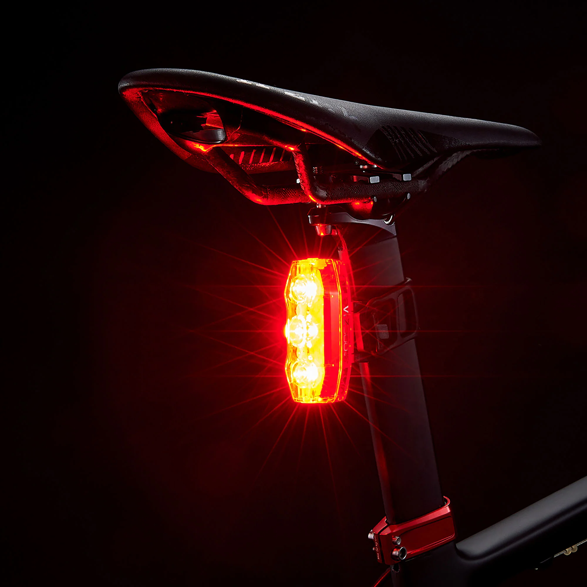 Cateye ViZ 300 Rear Light - Image 5