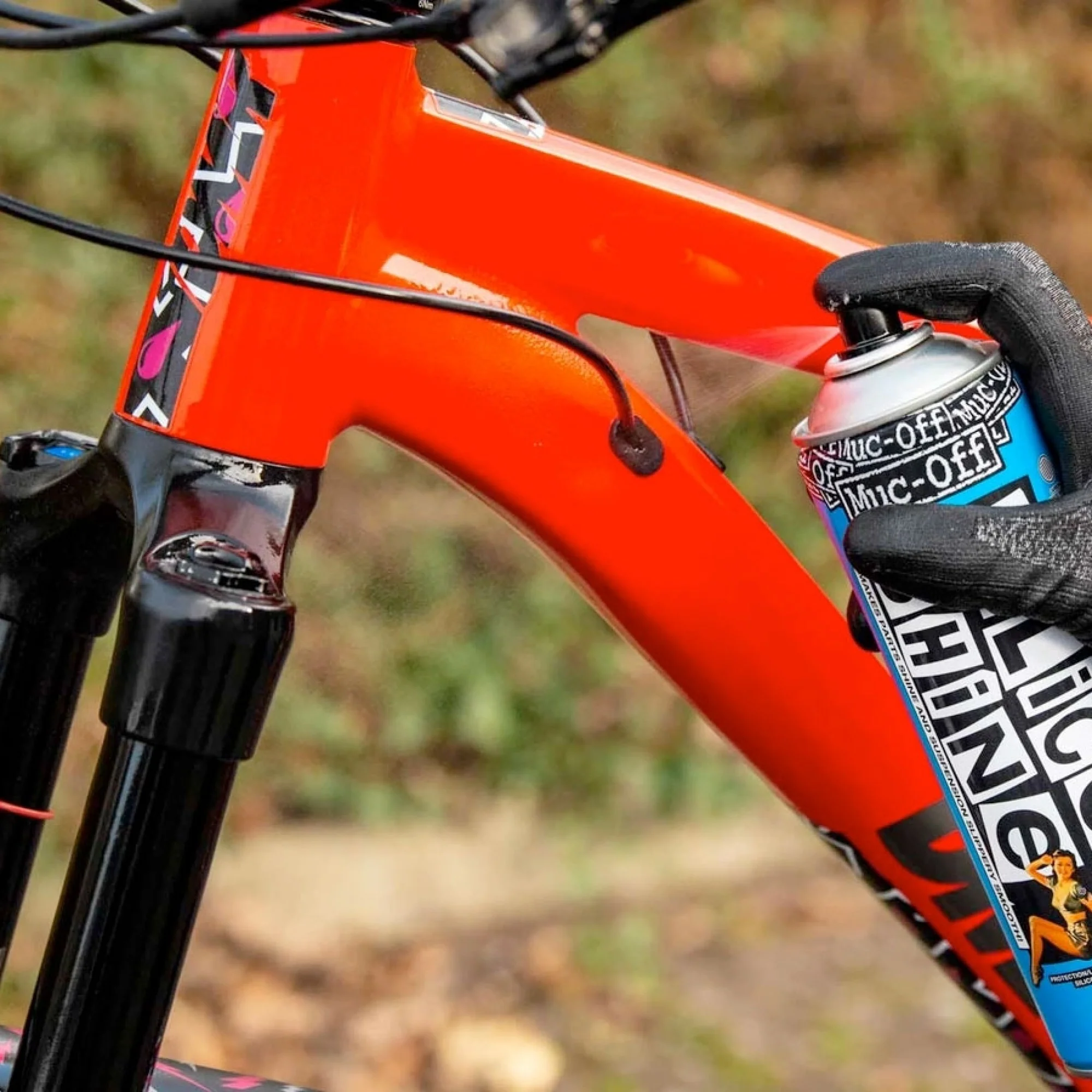 Muc-Off Silicone Shine 500ml - Image 4
