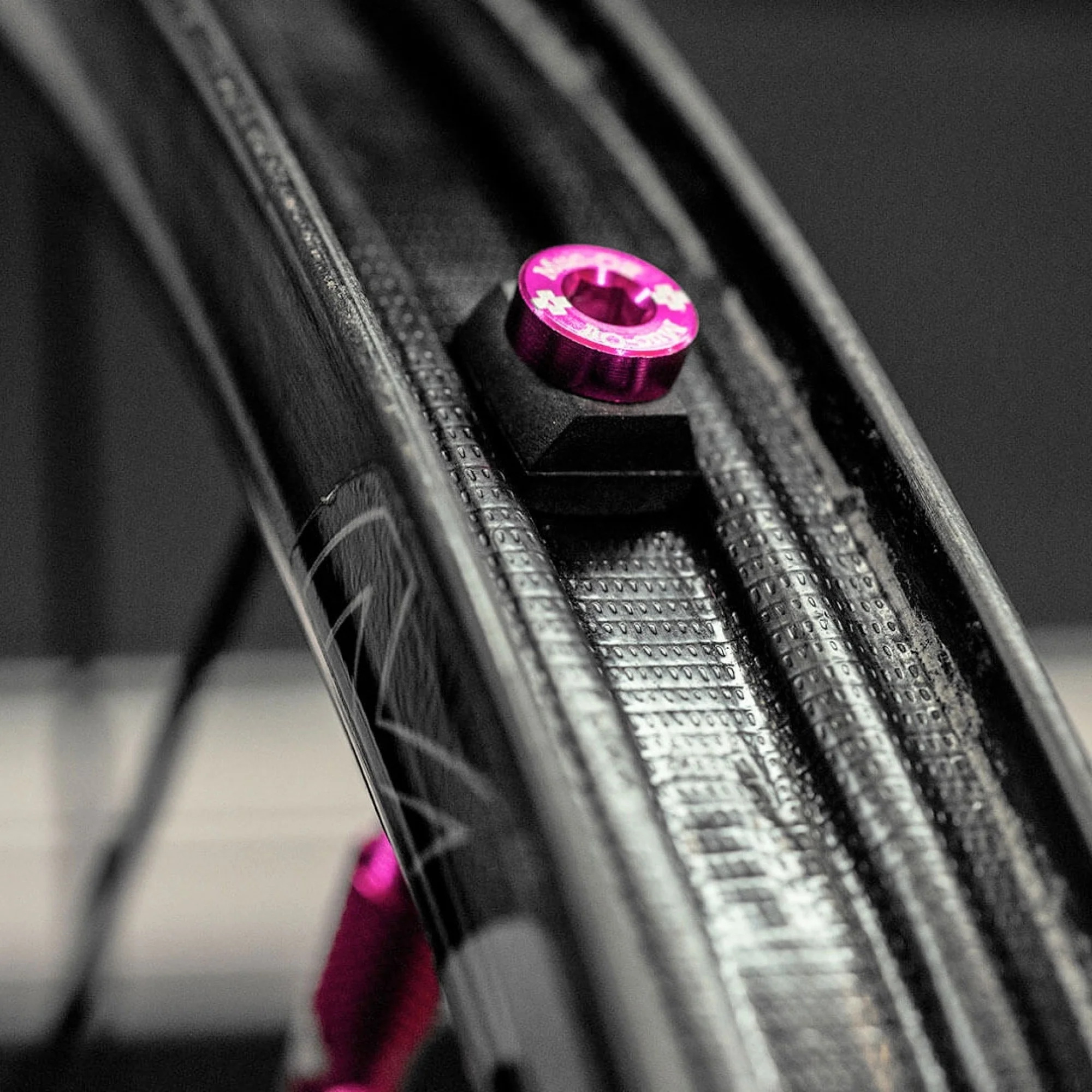 Muc-Off Tubeless Valve Kit 44mm - Image 3