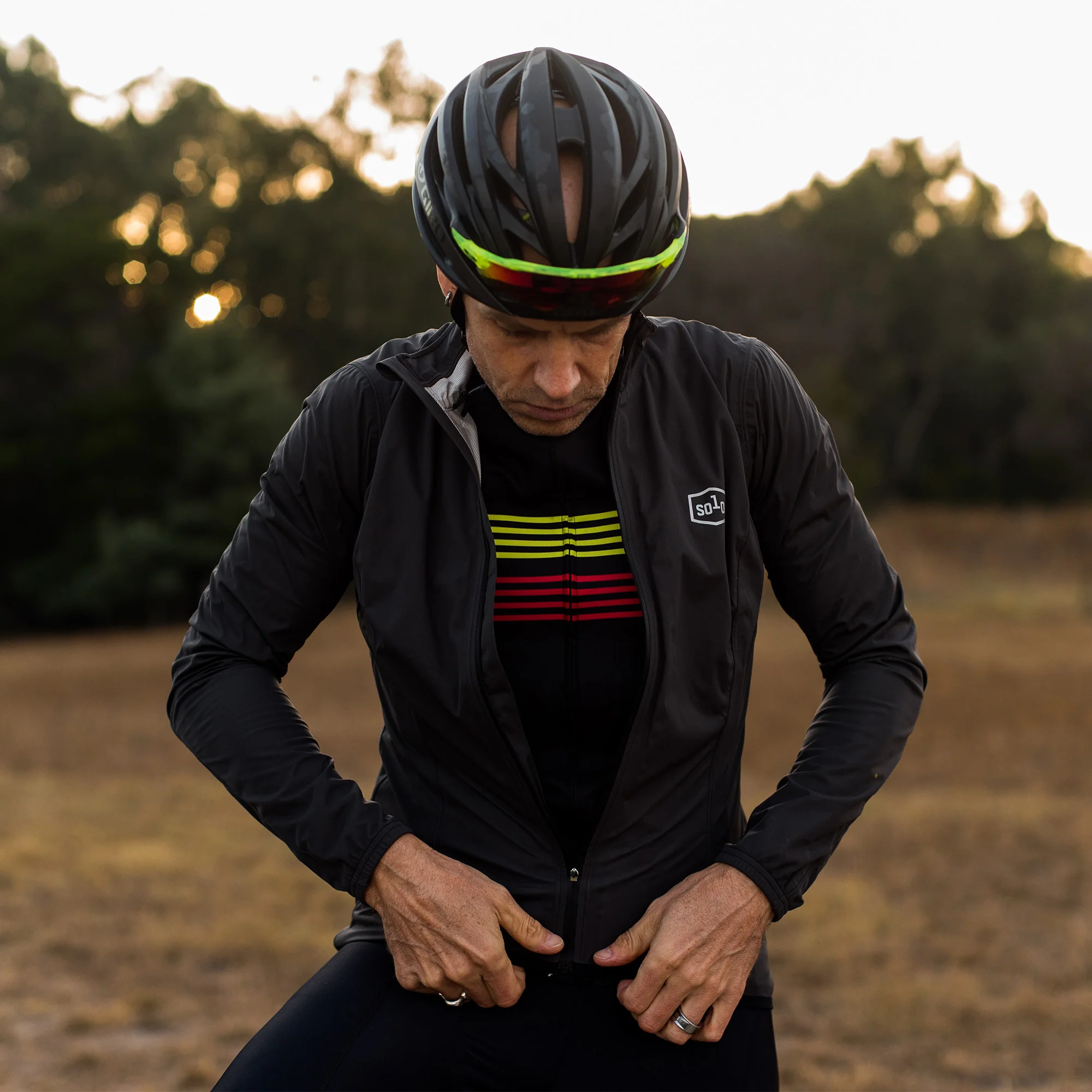 Solo Showerproof Jacket - Image 3